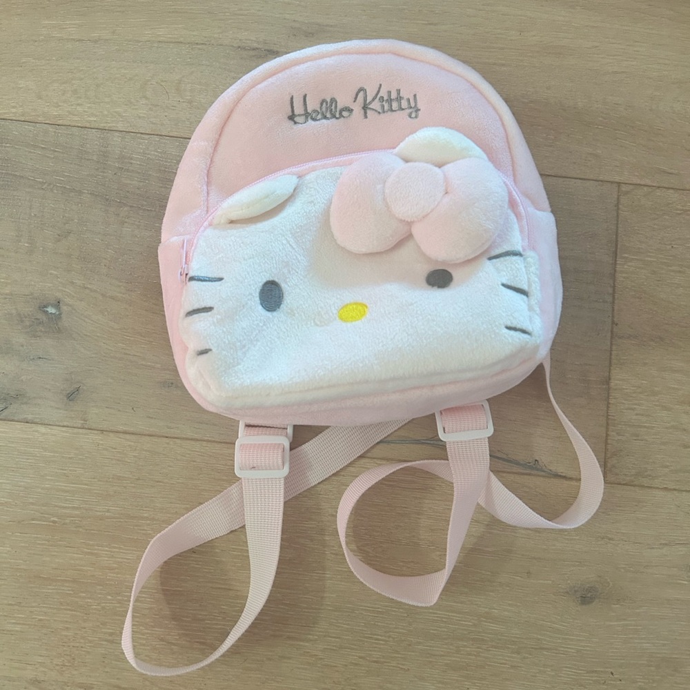 Hello kitty mini backpack